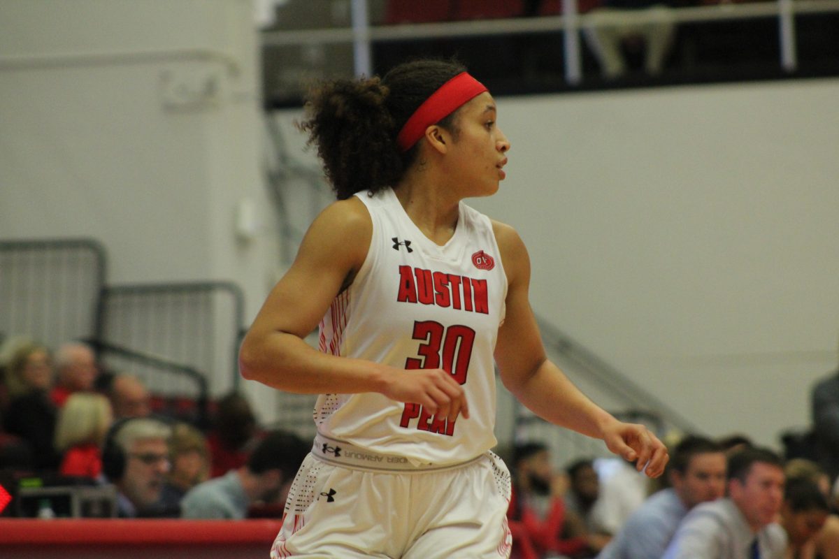 Gabby Gregory moves up the court for the Govs in their loss to Belmont on Saturday, Jan. 26 BRIANNA ELLIOT | THE ALL STATE