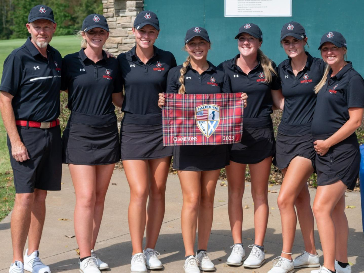 Scutt And Glass Lead Women's Golf to Third Straight Victory