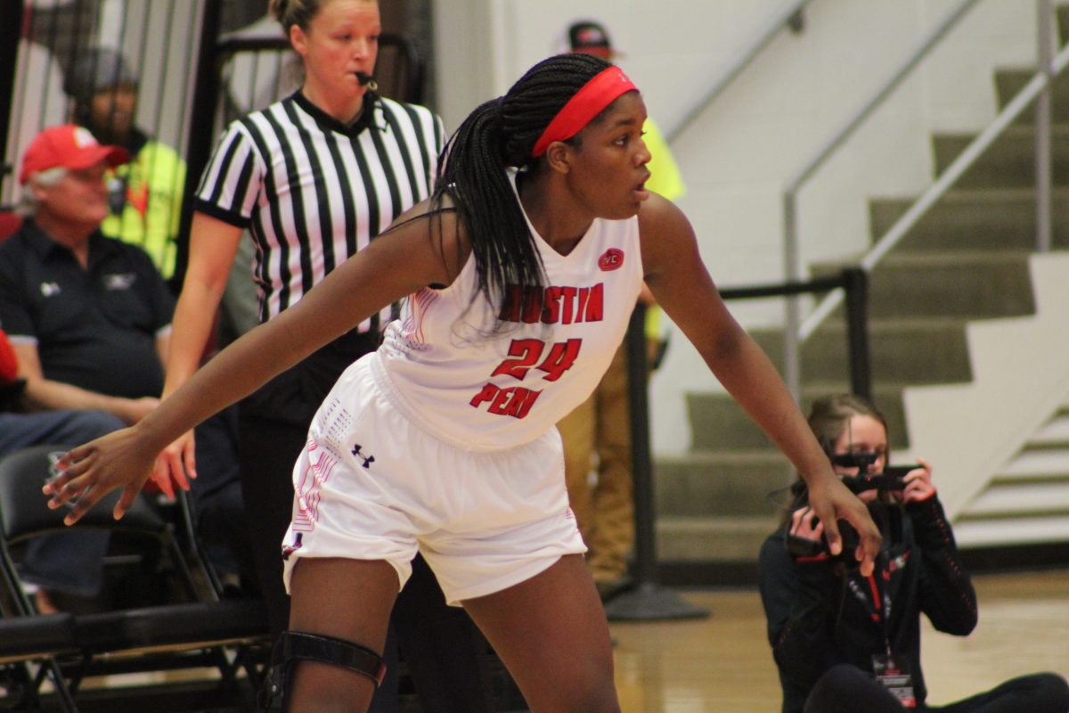 The APSU Govs fight against the Northern Kentucky. BRIANNA ELLIOT | THE ALL STATE