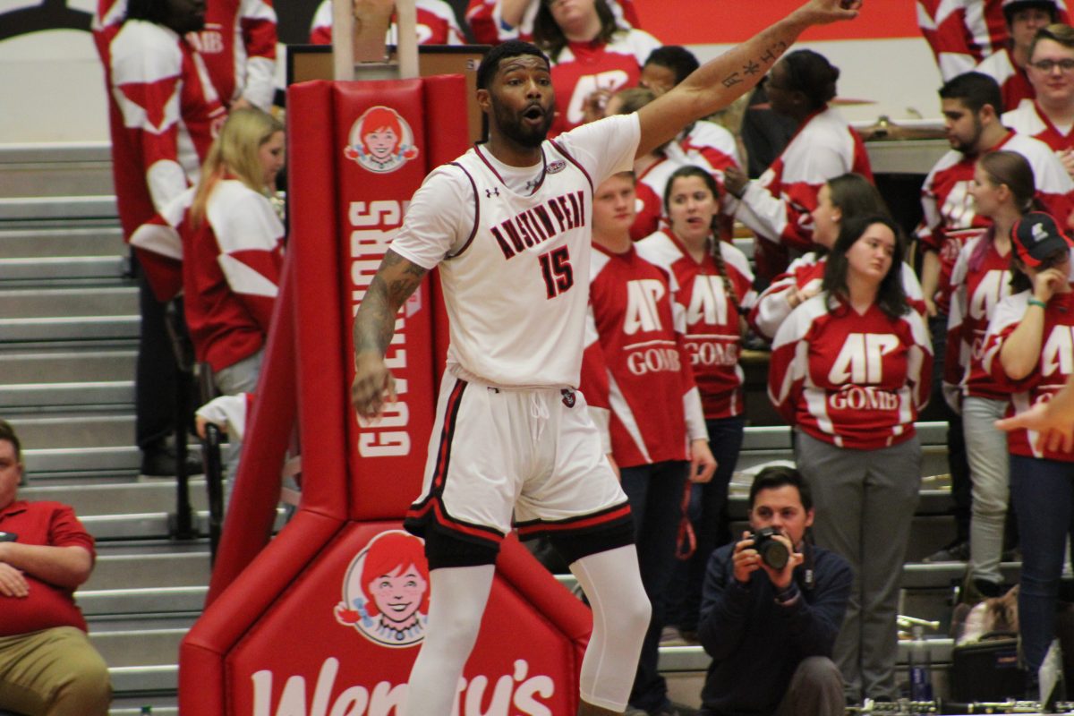 Jabari McGhee moves down the court for the Govs in their win over Tennessee State on Thursday, Jan. 24. BRIANNA ELLIOT | THE ALL STATE