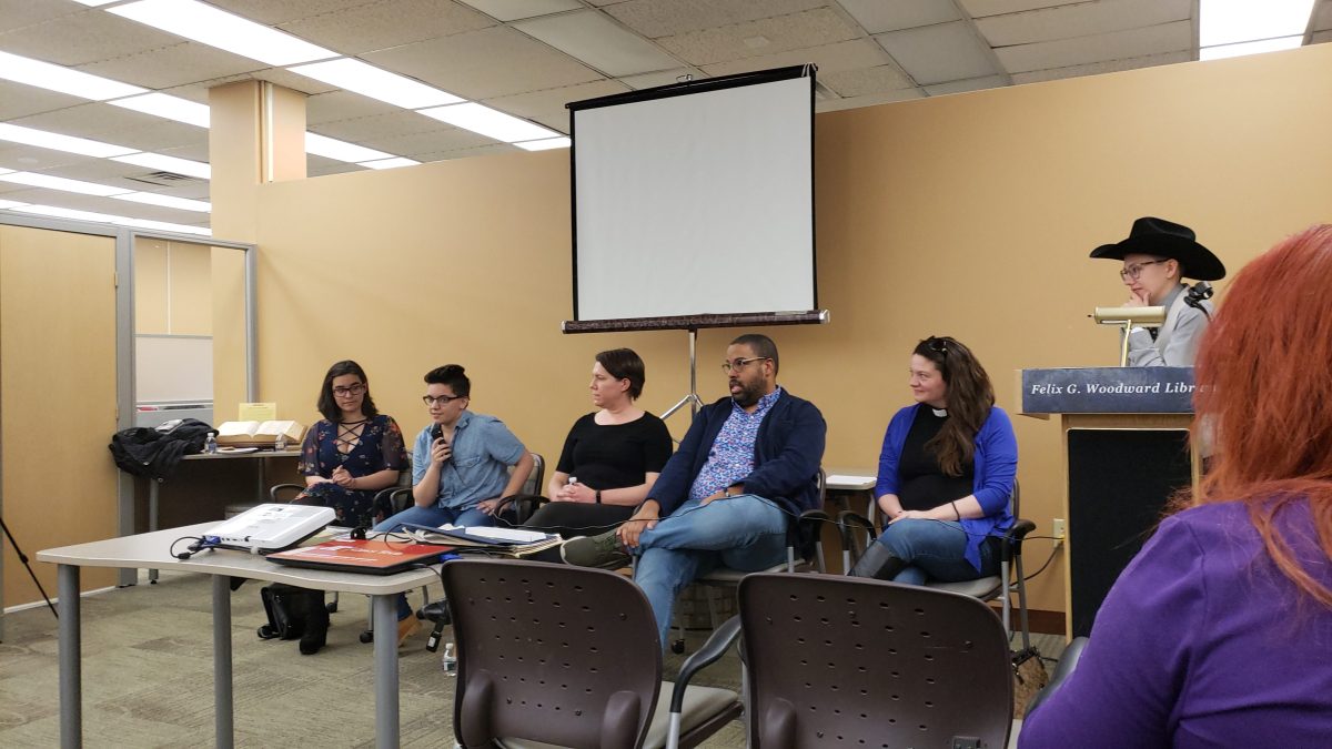 From left to right: Jerrianna Thompson, Jaden Donovan, Janice Crews, Marcus Hayes, Katie Woodard and Emily Rendleman at the panel during GSA's Library Exhibit Forum on Feb. 27, 2019.