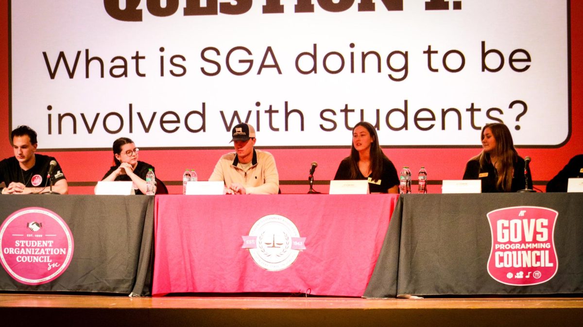 Austin Peay State University’s students, Tyler Rose, Piper Lyons, Logan Sykes, Rylie Morris, Alli Johnson and Jasmine Lewis answered student questions at their town hall meeting Wednesday night.