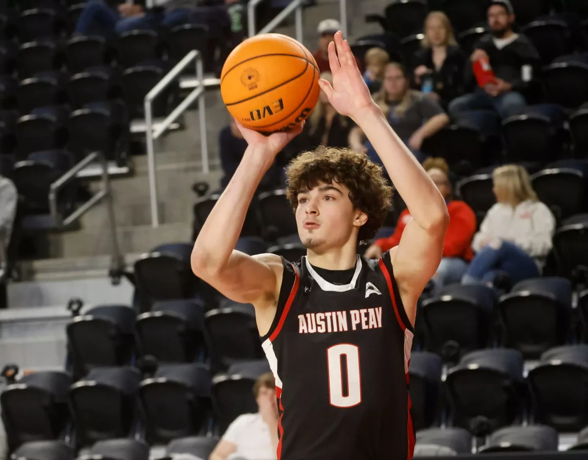 Austin Peay State University freshman Tate McCubbin led the Governors in scoring with 20 points in the 93-46 win over Brescia University. 