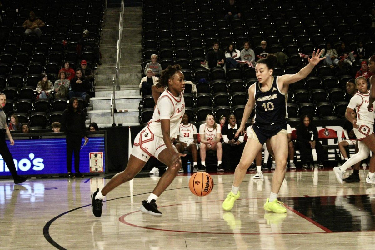 Anovia Sheals drove into the lane as Austin Peay State University women's Basketball team defeated Queens University 66-57 at F&M Bank Arena on Feb. 20, 2025. 