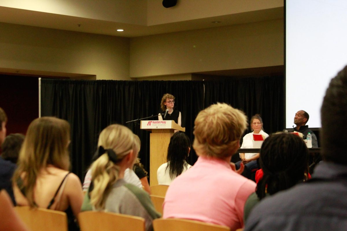 Student Cora Anderson engages panelists with questions during the PoliTalk event at Austin Peay State University’s Morgan University Ballroom in Clarksville, Tenn., on Sept. 9, 2025.