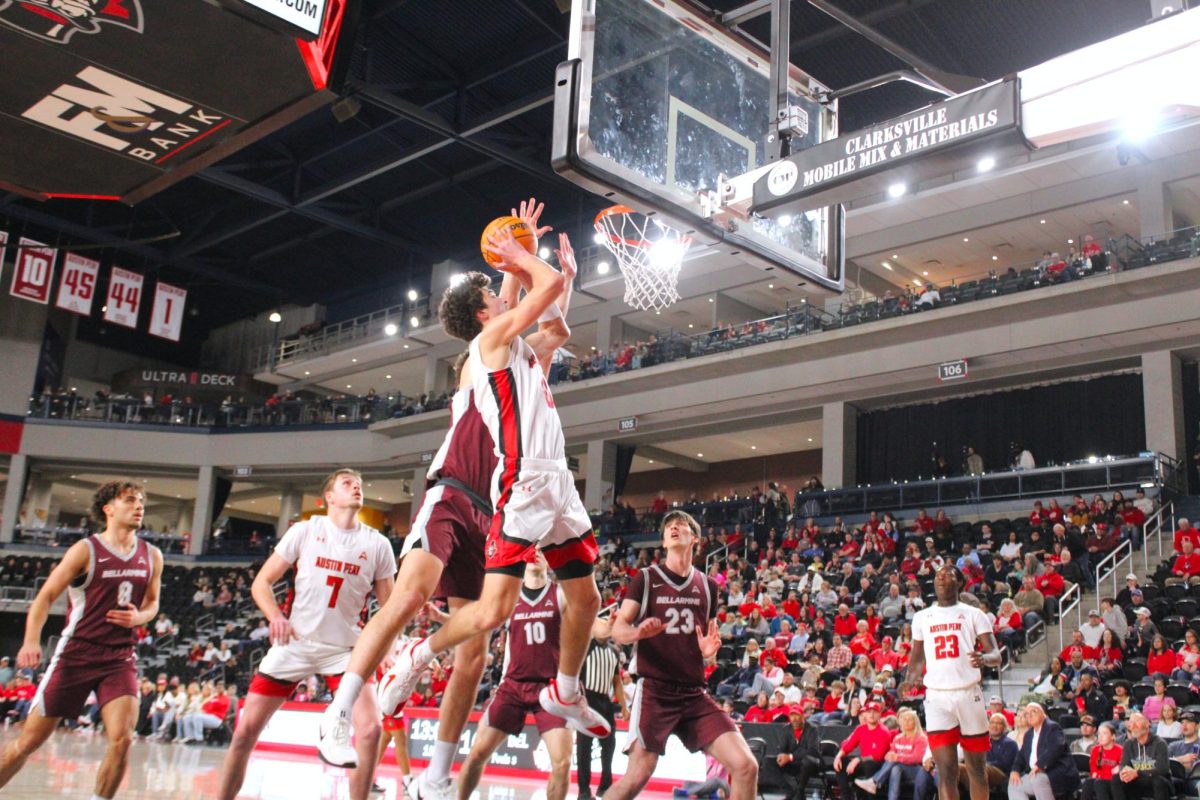 Tate McCubbin shoots a layup during Austin Peay’s 90–70 win over Bellarmine on Feb. 14, 2026.