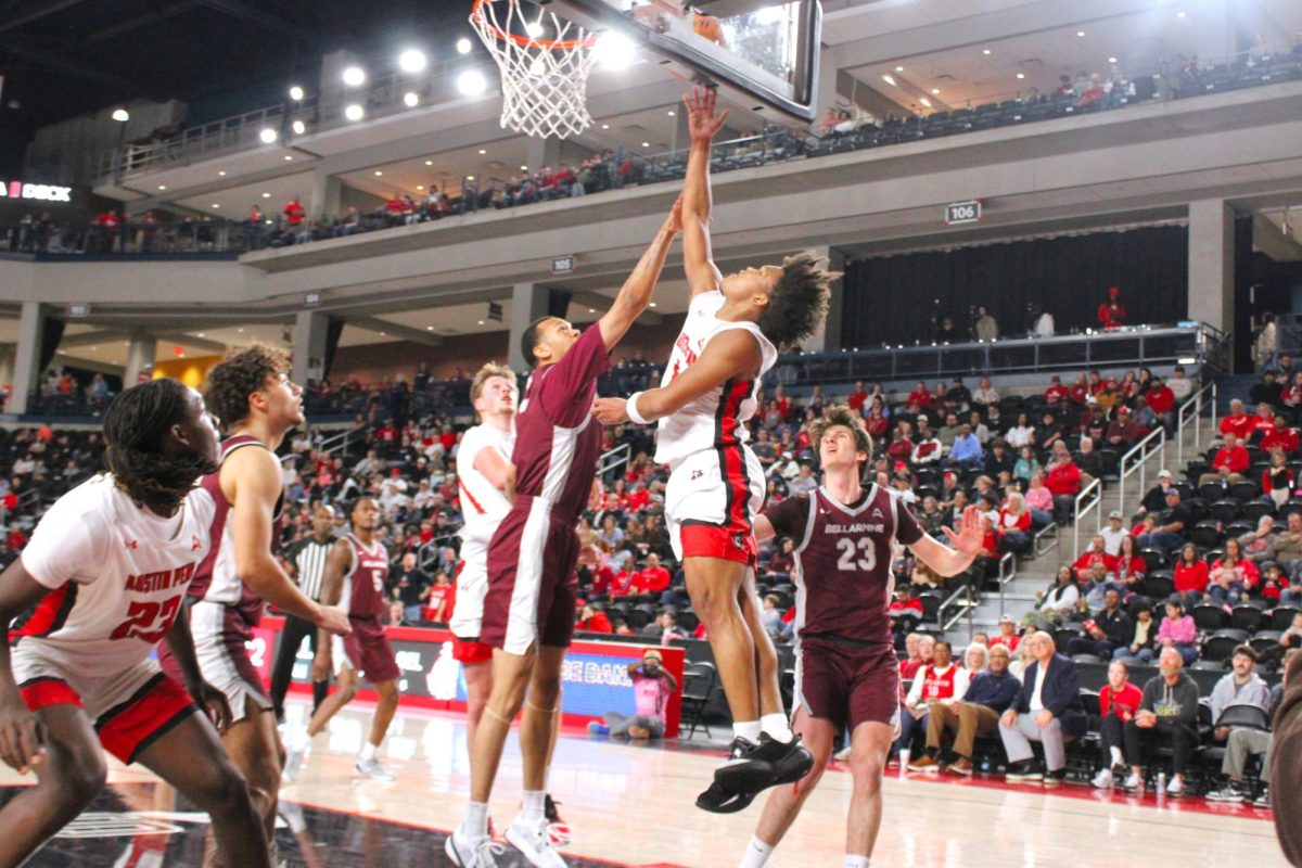 Zyree Collins goes up for two during Austin Peay’s 90–70 win over Bellarmine on Feb. 14, 2026.