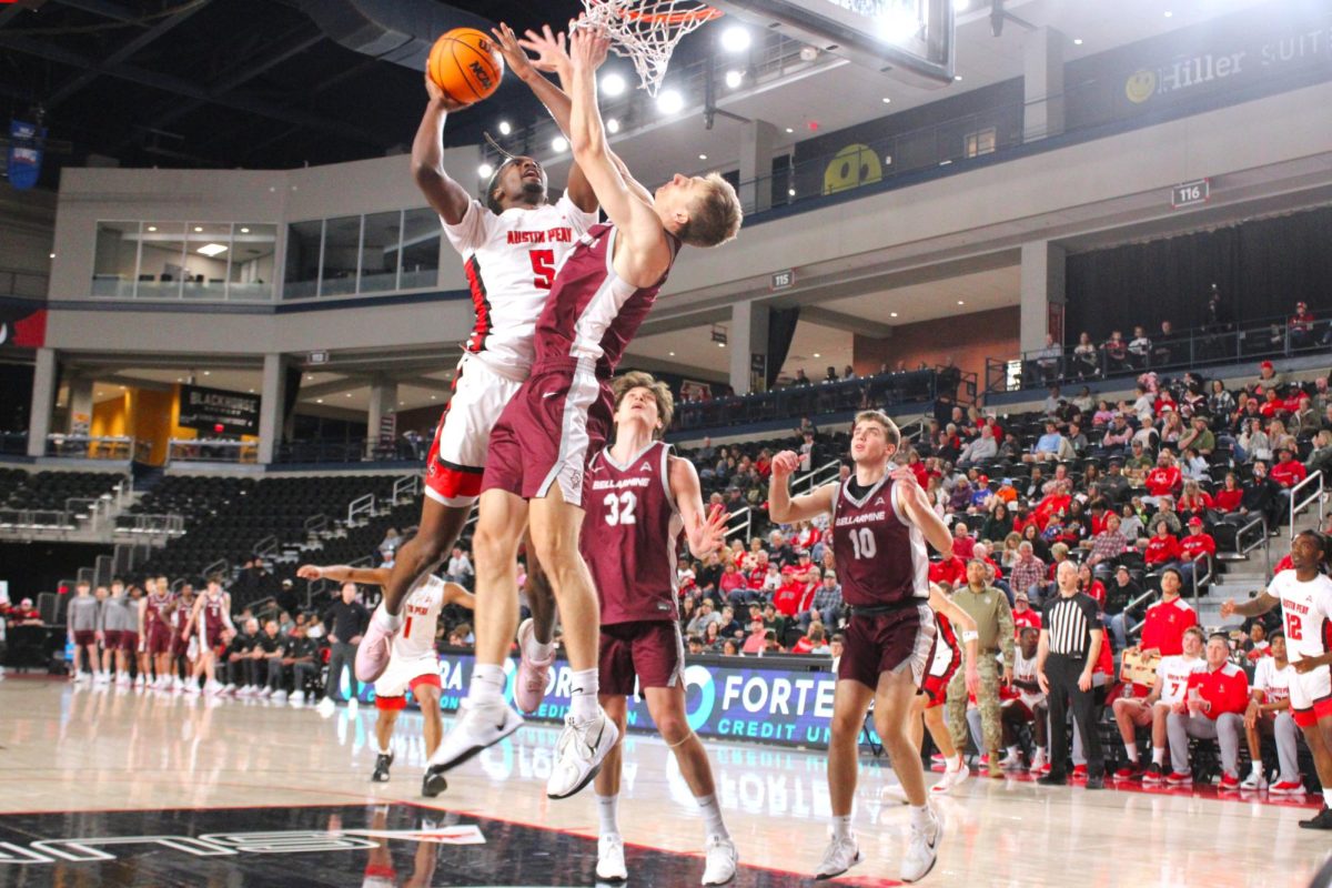Rashaud Marshall goes up for two during Austin Peay’s 90–70 win over Bellarmine on Saturday evening, Feb. 14, 2026.